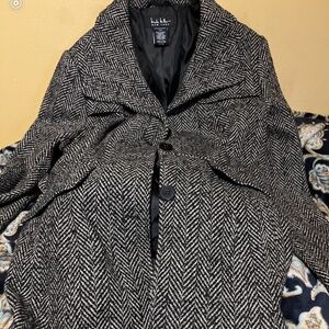 Outer coat
